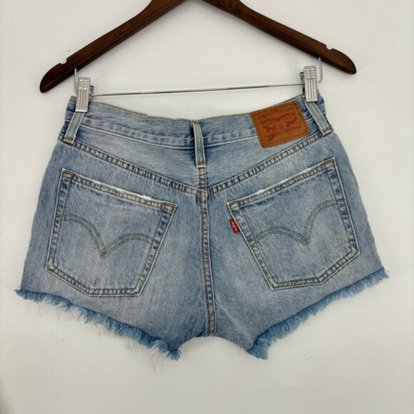 LEVI S 501 ORIGINAL FIT WOMEN  S SHORTS Size 26 - Picture 8 of 13